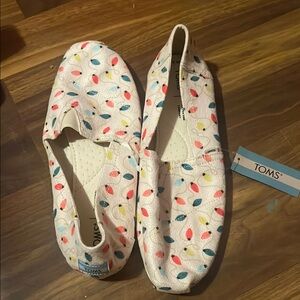 TOMS Kids White Multicolor Slip-On Shoes